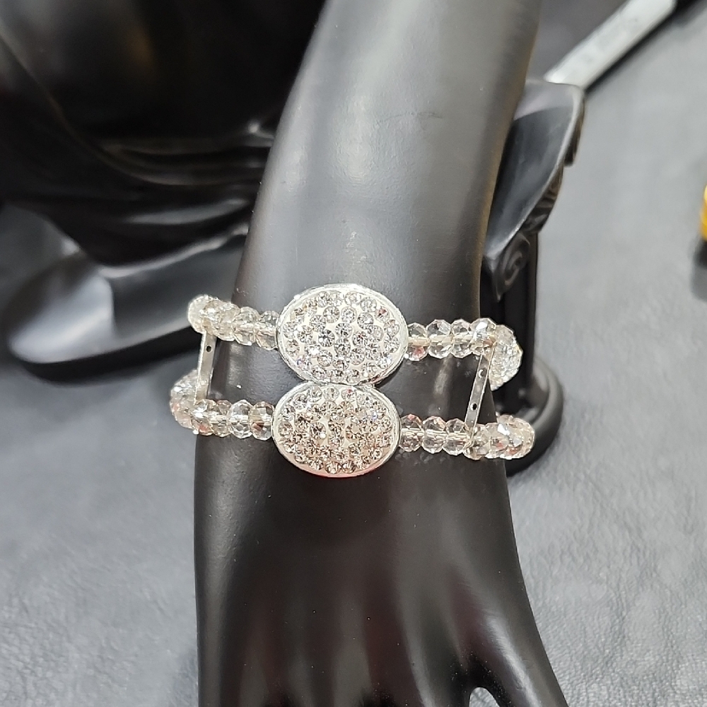 SPARKING RHINESTONE BEADED BRACELET